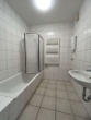 Badezimmer - Wohnen in zentraler Lage! Großzügige 3-Zimmer-Wohnung mit Balkon!