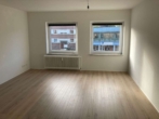 Wohnzimmer - Schöne helle 2-Zimmer-Wohnung im Herzen von Kiel-Wellingdorf