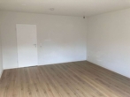 Wohnzimmer - Schöne helle 2-Zimmer-Wohnung im Herzen von Kiel-Wellingdorf