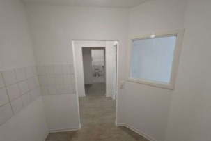 Frisch sanierte 2-Zimmer-Wohnung, Medusastraße 25, 24143 Kiel, Etagenwohnung