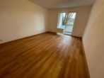 Wohnzimmer - Ihre schöne neue 3-Zimmerwohnung mit Balkon in Grevenbroich!