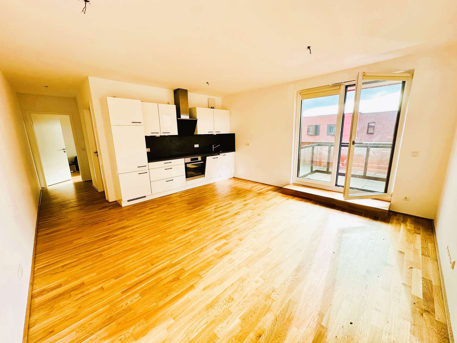 !!! Mainz Zollhafen – Leben am Wasser – funktionale 2-ZW mit Loggia!!!, Fischerhof 7, 55120 Mainz, Etagenwohnung