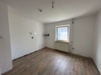 Foto - 3 Kaltmieten frei! Renovierungsbedürftige große 3-Zimmer Whg in Hameln