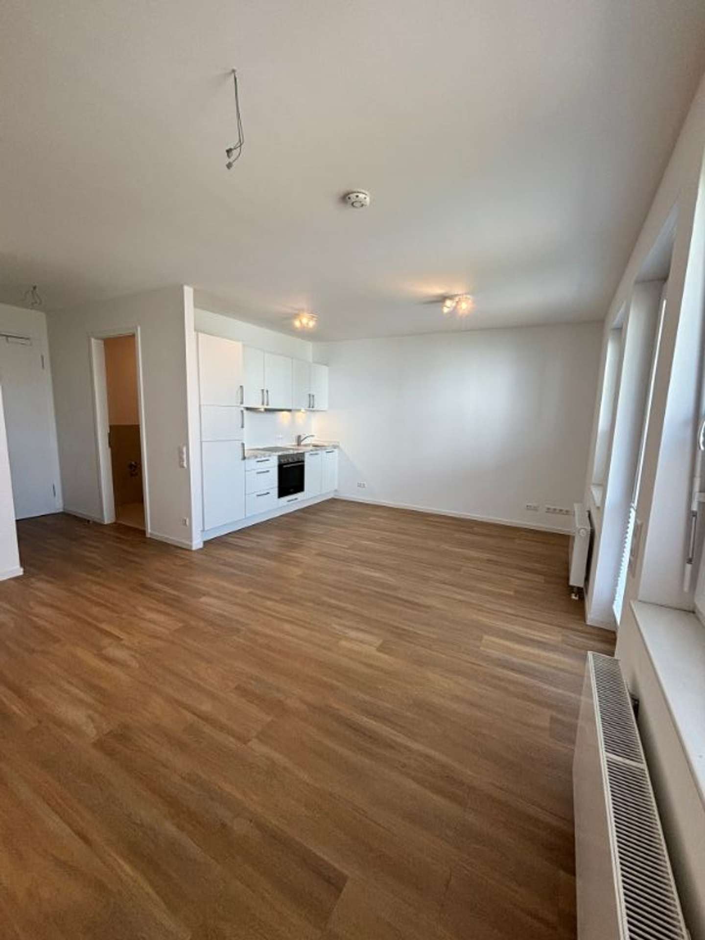 schöne, helle 1 Zimmer Wohnung im 1 OG in den Rathausvillen, Rathausgasse 4, 12529 Schönefeld, Etagenwohnung