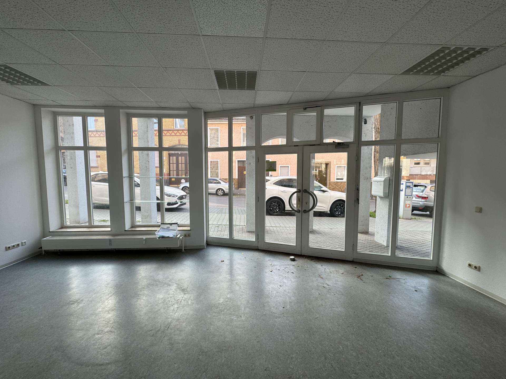 *** Attraktive Laden-/Praxisfläche ***, Schloßbergstraße 13, 55411 Bingen, Ladenfläche