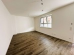Wohnzimmer - Erstbezug – Modernes, funktionales 1-Zi-Apartment im EG