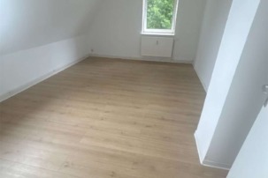 Charmante 2-Zimmer-Dachgeschosswohnung in Faldera!, Ehndorfer Str. 180, 24537 Neumünster, Dachgeschosswohnung