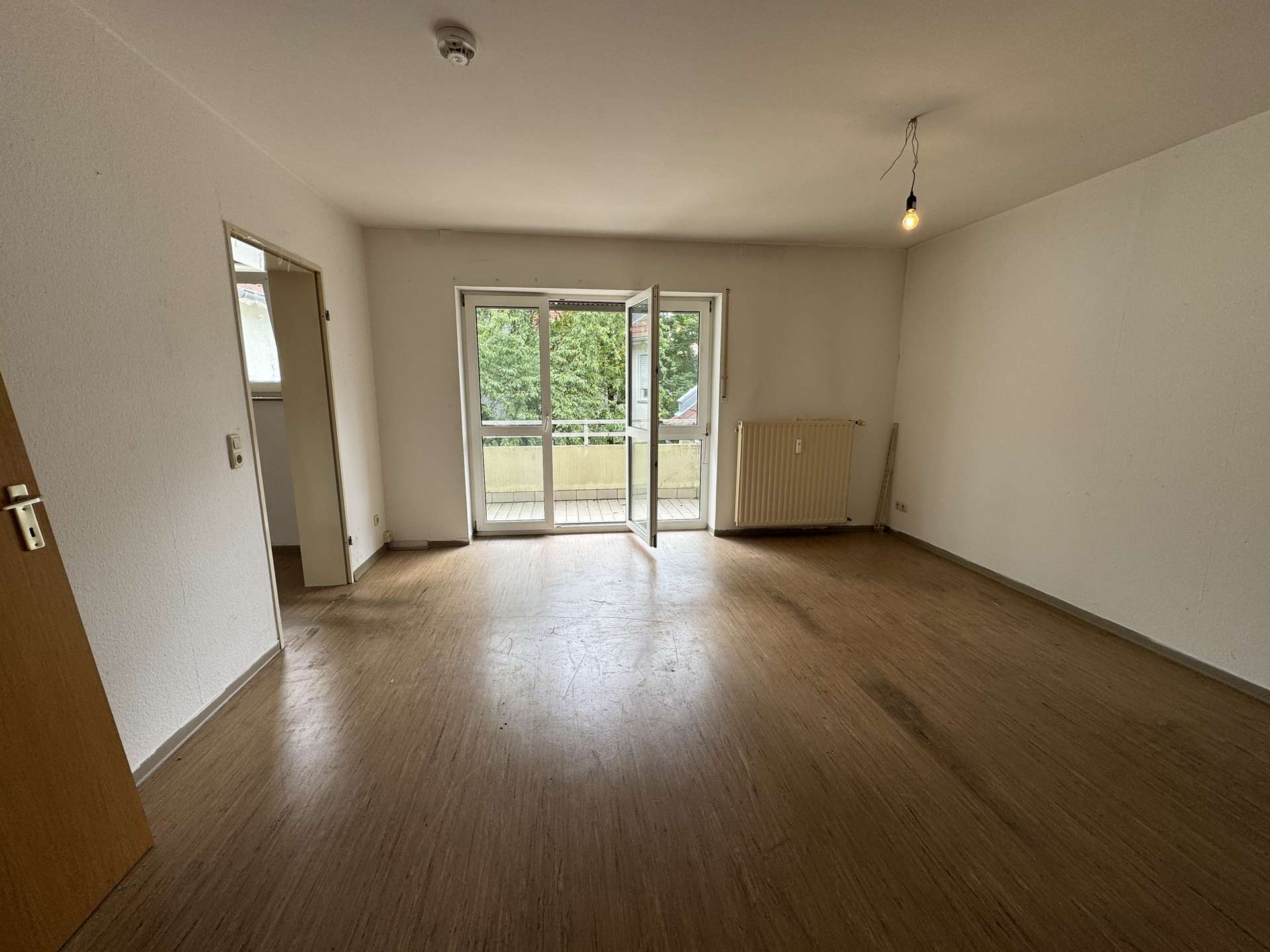 !!! Schöne 2-Zimmer-Wohnung !!! (WBS erforderlich), Am Eselsborn 23, 55268 Nieder-Olm, Etagenwohnung