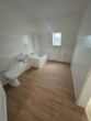 Bad - Helle 3-Zimmer-Wohnung mit Einbauküche und großem Badezimmer, bezugsfrei ab 01.10.2026