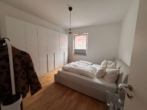 Schlafzimmer - !!! Mainz Zollhafen – Leben direkt am Wasser – helle 3-ZW mit Terrasse!!!
