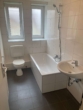 Badezimmer - Schicke, sanierte 3-Zimmerwohnung in Altengroden!