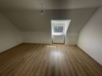 Zimmer 2 - Lichtdurchflutete Dachgeschosswohnung im Stadtteil Westliche Höhe – Nachmieter ab dem 01.09.2026