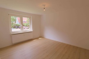 * Helle 3-Zimmer-Wohnung, ruhige Lage *, Johannes-Hensen-Platz 2, 24340 Eckernförde, Erdgeschosswohnung