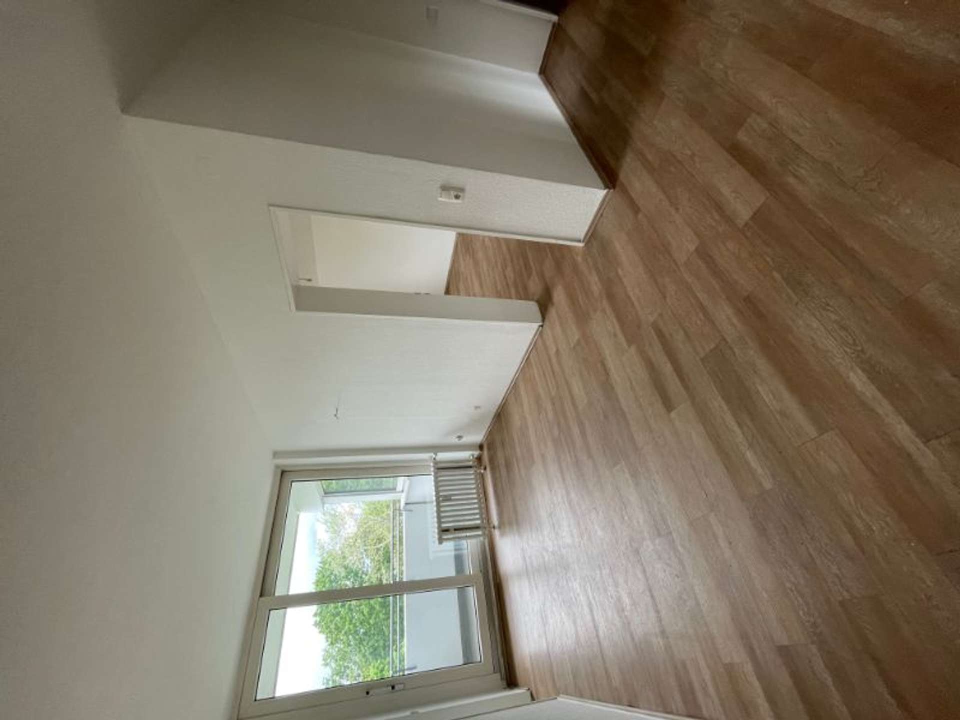 Ihr neues Zuhause, 3-Zimmerwohnung mit Loggia in Duisburg-Mündelheim, Ehinger Berg 193, 47259 Duisburg, Etagenwohnung