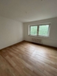 Schlafzimmer - Familientraum – 3-Zimmerwohnung mit Loggia in Duisburg-Mündelheim