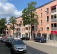 Hausansicht Vorne - Helle Maisonette-Wohnung sucht neuen Mieter! (WBS erforderlich)