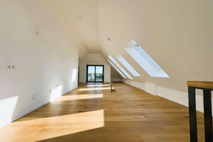 Blick über die Dächer Offenbachs – Penthouse-Wohnung mit großzügiger Dachterrasse, Hessenring 43, 63071 Offenbach, Penthousewohnung