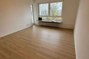 Helle schöne 3 Zimmerwohnung zum 01.02.2025 frei!, Hamburger Str. 42, 27570 Bremerhaven, Etagenwohnung