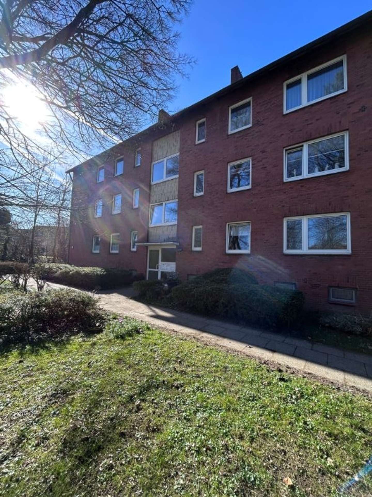 4,5‑Zimmer‑Wohnung mit Balkon – Nachmieter gesucht zum 01.06.2026 in beliebter Wohnlage: Friesischer, Am Ochsenmarkt 42, 24937 Flensburg, Etagenwohnung