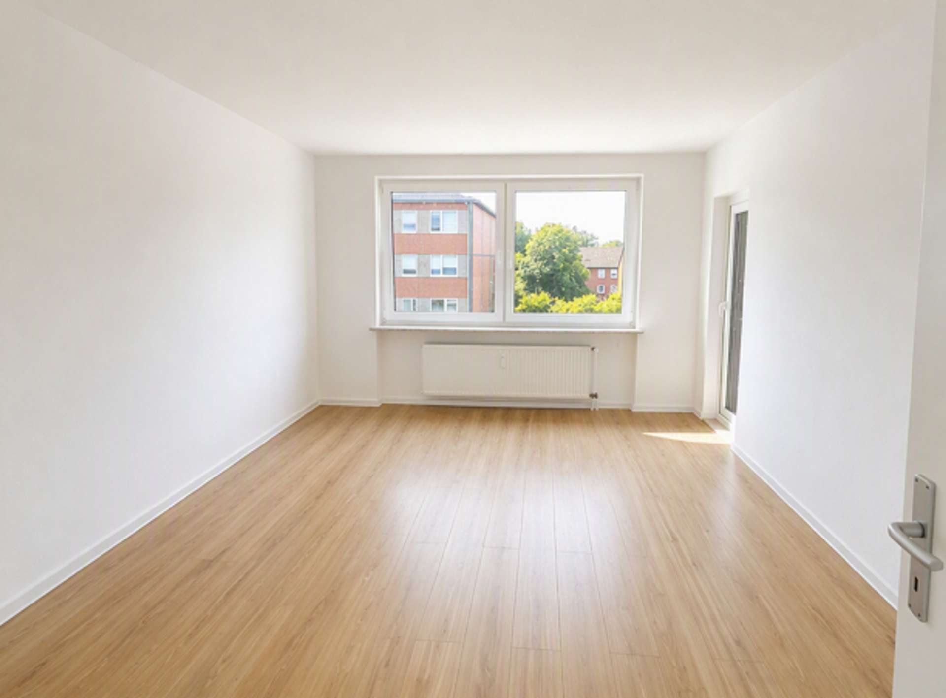 Geräumige 3-Zimmer-Wohnung mit viel Tageslicht zum 01.08.2026 Nachmieter gesucht!, Mozartstr. 17, 24943 Flensburg, Etagenwohnung