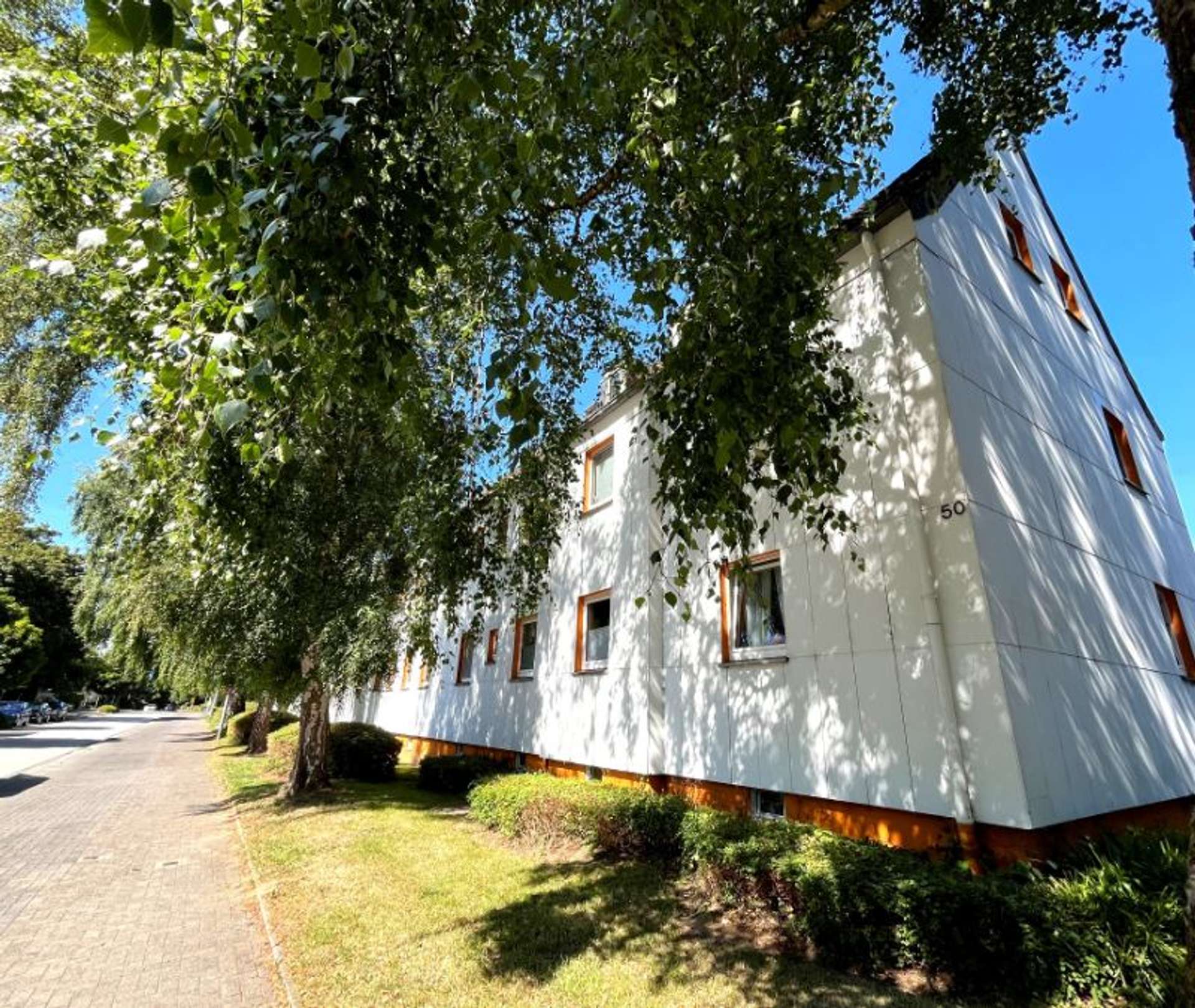 Charmante 2-Zimmer-Dachgeschosswohnung mit Wohlfühlcharakter ab 01.11.2026 zu vermieten!, Ostlandstr. 50, 24340 Eckernförde, Dachgeschosswohnung