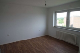 Schlafzimmer - Ihr neues zu Hause- 3 Zimmerwohnung mit Loggia und EBK in Duisburg-Mündelheim!