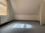 Schlafzimmer, DG - Schöne Maisonettewohnung für Paare oder Singles – Werl Innenstadt ab dem 01.07.2026
