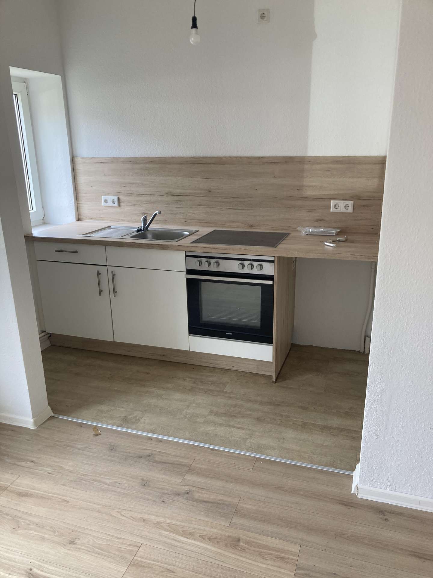 Schicke 2-Zimmerwohnung mit EBK!, Goedenser Weg 23, 26386 Wilhelmshaven, Erdgeschosswohnung