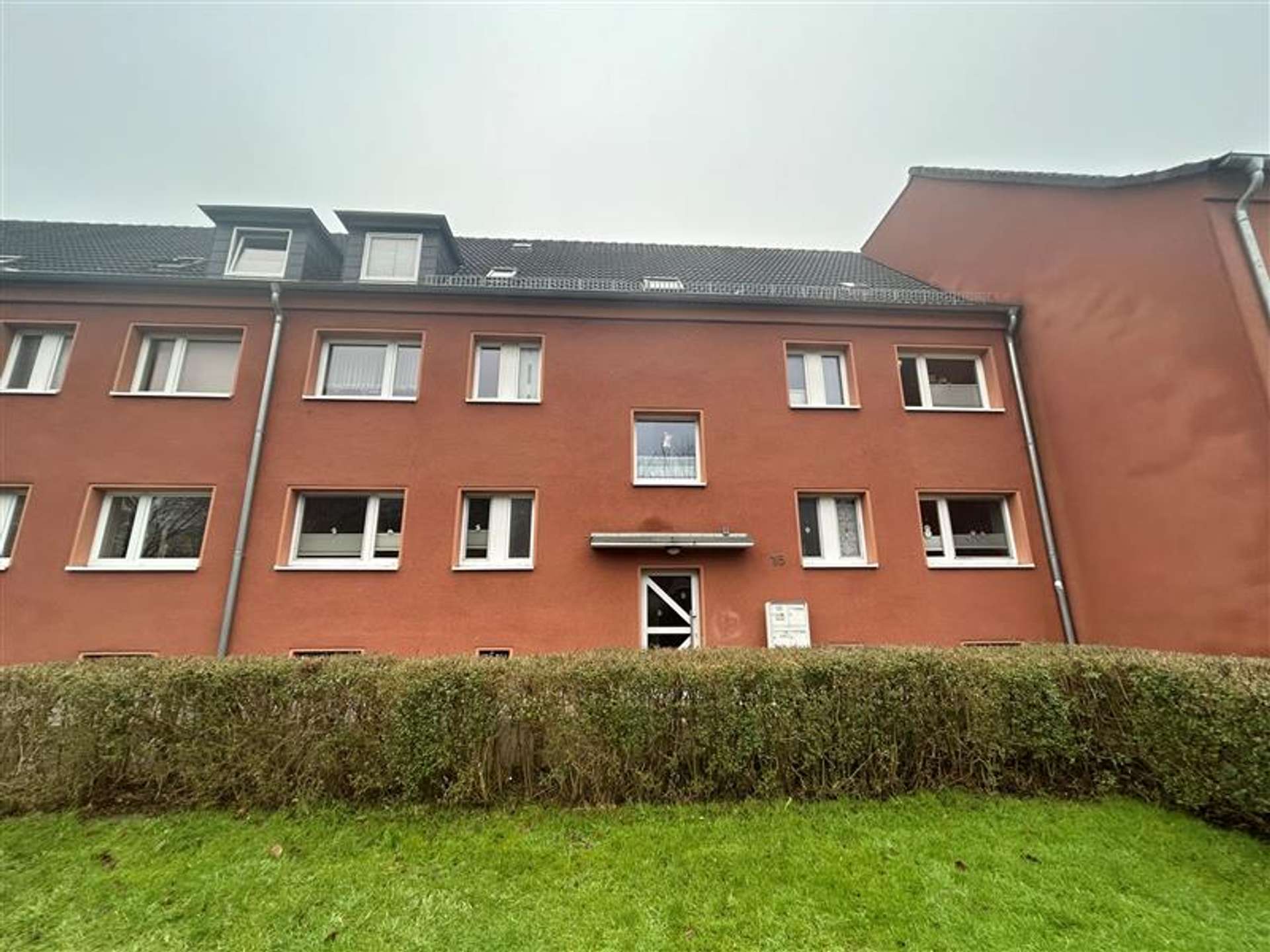 Gemütliche 2-Zimmer-Wohnung mit Balkon und Einbauküche – Nachmieter zum 01.09.2026 gesucht, Fördestr. 15, 24944 Flensburg, Etagenwohnung