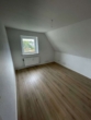 Schlafzimmer - Charmante Dachgeschosswohnung – Frei ab dem 15.11.2025