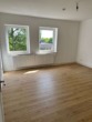 Wohnzimmer - Helle, sanierte 2-Zimmer Wohnung ab dem 01.06.2025 zu vermieten