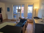 Wohnzimmer - !!! Mainz Zollhafen – Leben direkt am Wasser – helle 4-ZW mit Balkon !!!