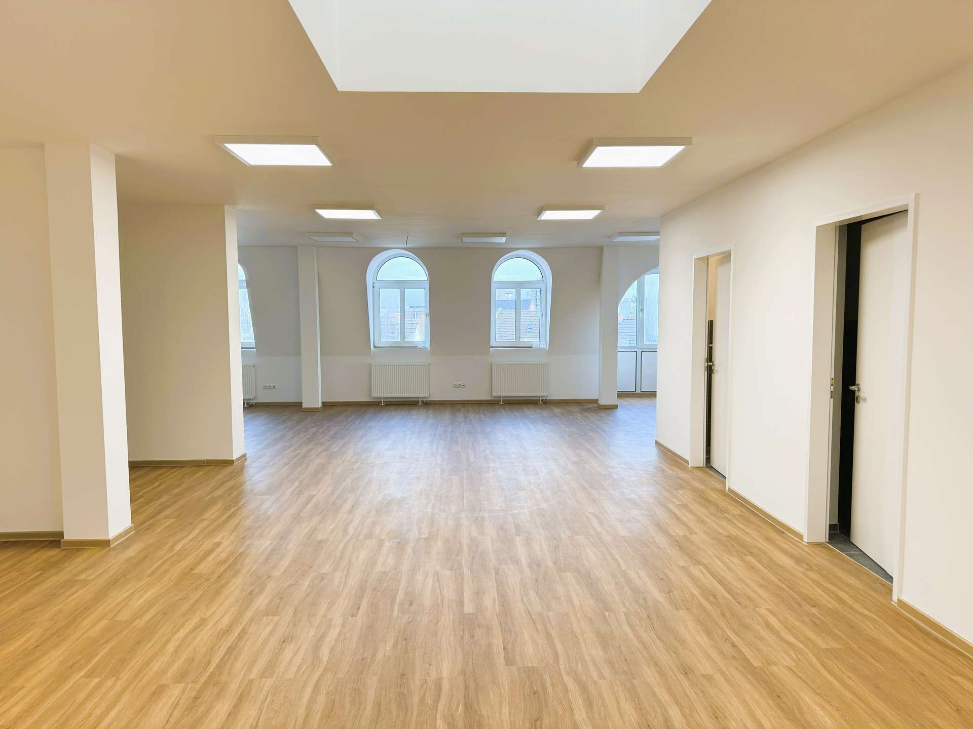 *** Exklusives Büro-Penthouse in der Bocholder Str. 276 ***, Bocholder Str. 276, 45356 Essen, Bürohaus