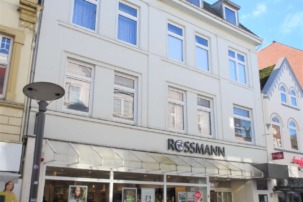 *** Wohn- & Geschäftshaus – 1A-Lage in Heide ***, Friedrichstraße 18, 25746 Heide, Wohn- und Geschäftshaus