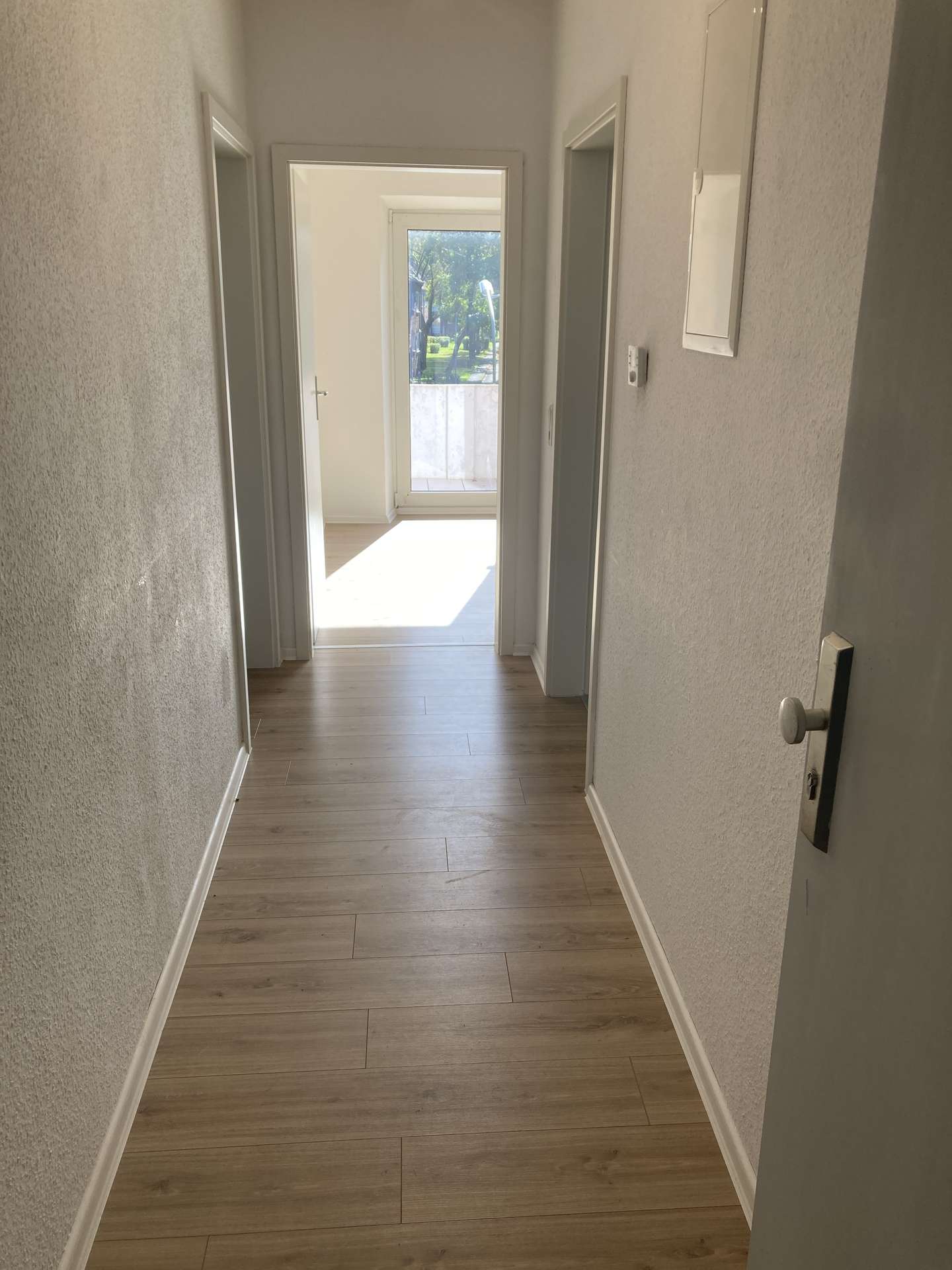 Schöne 2-Zimmerwohnung mit Balkon!, Lubbeweg 44, 26386 Wilhelmshaven, Etagenwohnung