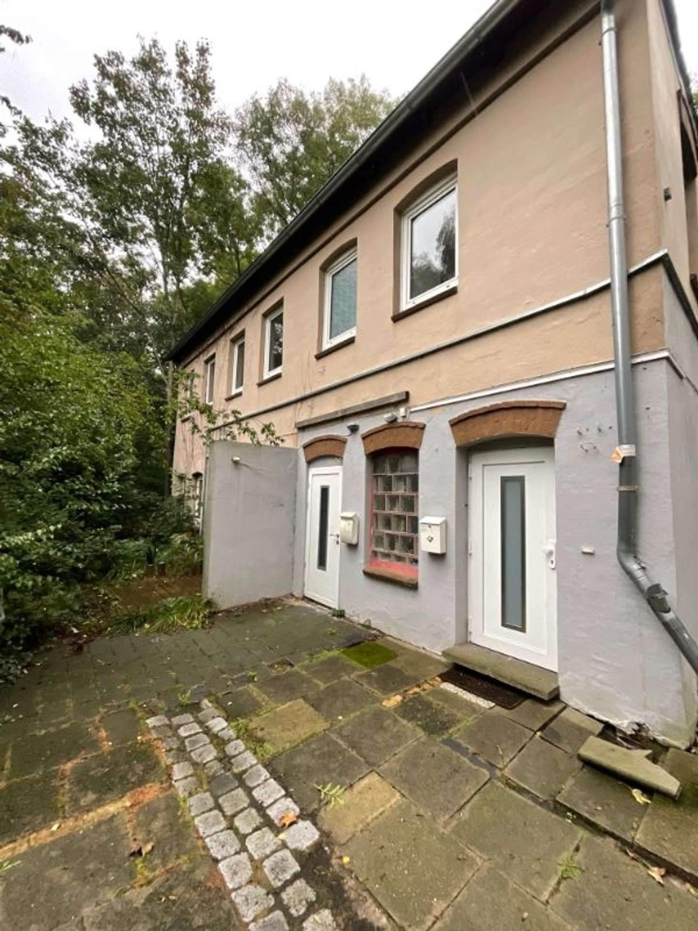 Gemütliches Wohnen in ruhiger Hinterhoflage – Ihr Rückzugsort mitten im Stadtteil Gaarden, Norddeutsche Straße 7, 24143 Kiel, Erdgeschosswohnung