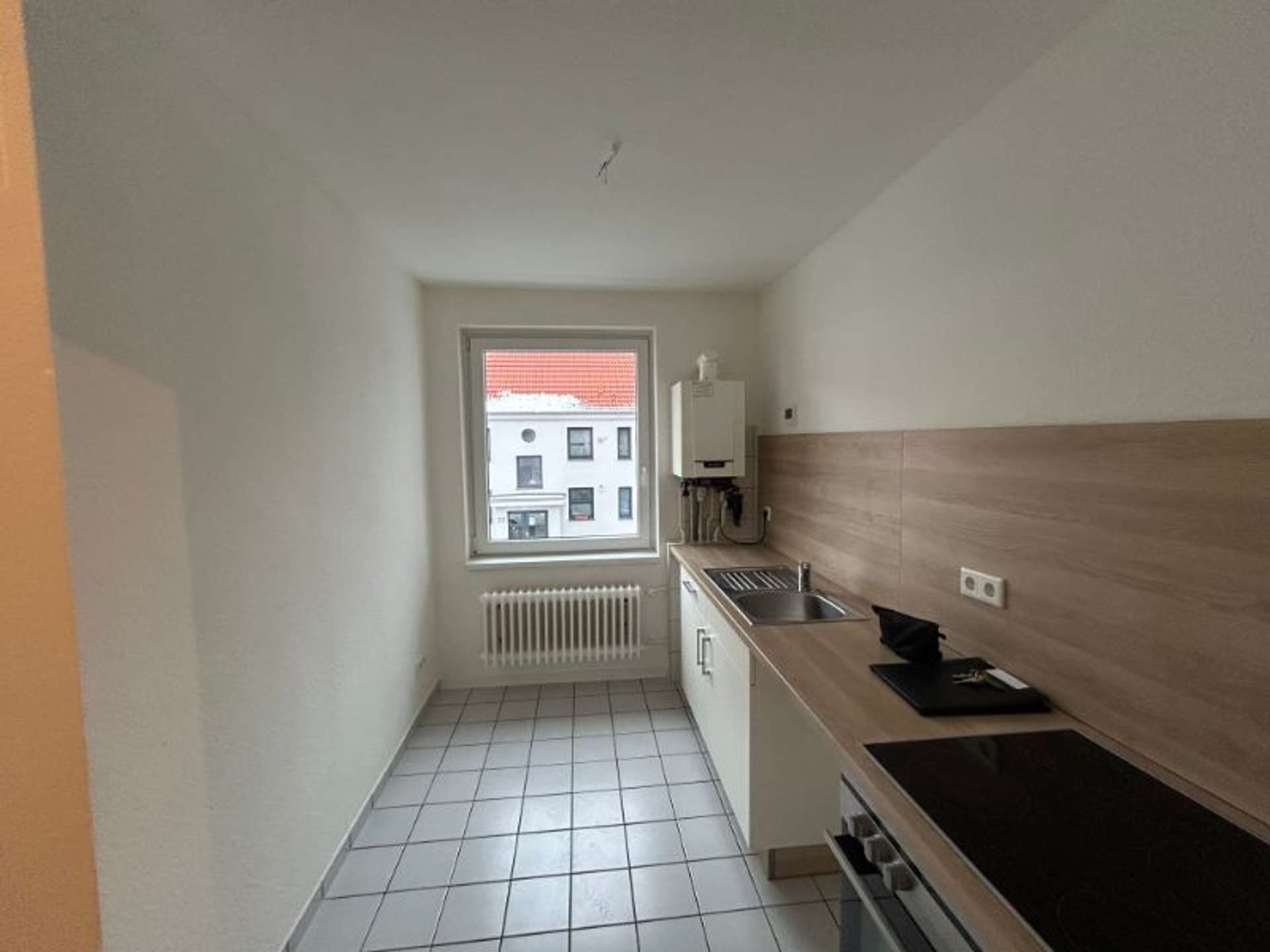 Helle 2-Zimmer Wohnung – ab dem 16.02 bezugsfrei!, Buddestr. 25, 24536 Neumünster, Etagenwohnung