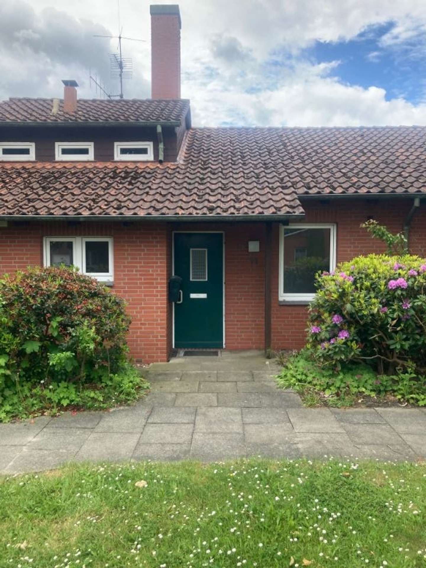Gemütliche 2-Zimmerwohnung mit Terrasse!, Torfweg 11, 26826 Weener, Etagenwohnung