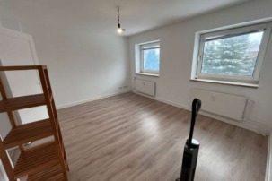 * Charmante 2-Zimmer-Wohnung mit Balkon *, Marner Weg 12, 24768 Rendsburg, Etagenwohnung