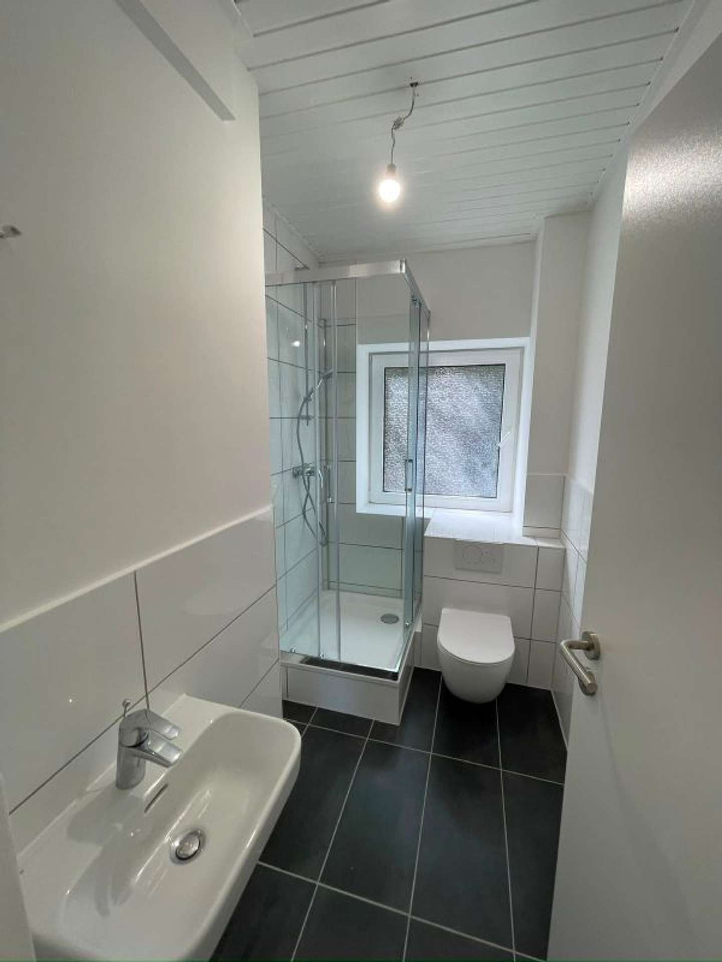 2,5-Zimmer-Wohnung im Hochparterre | Erstbezug nach Teilsanierung ab 01.09., Elchstraße 18, 24782 Büdelsdorf, Erdgeschosswohnung