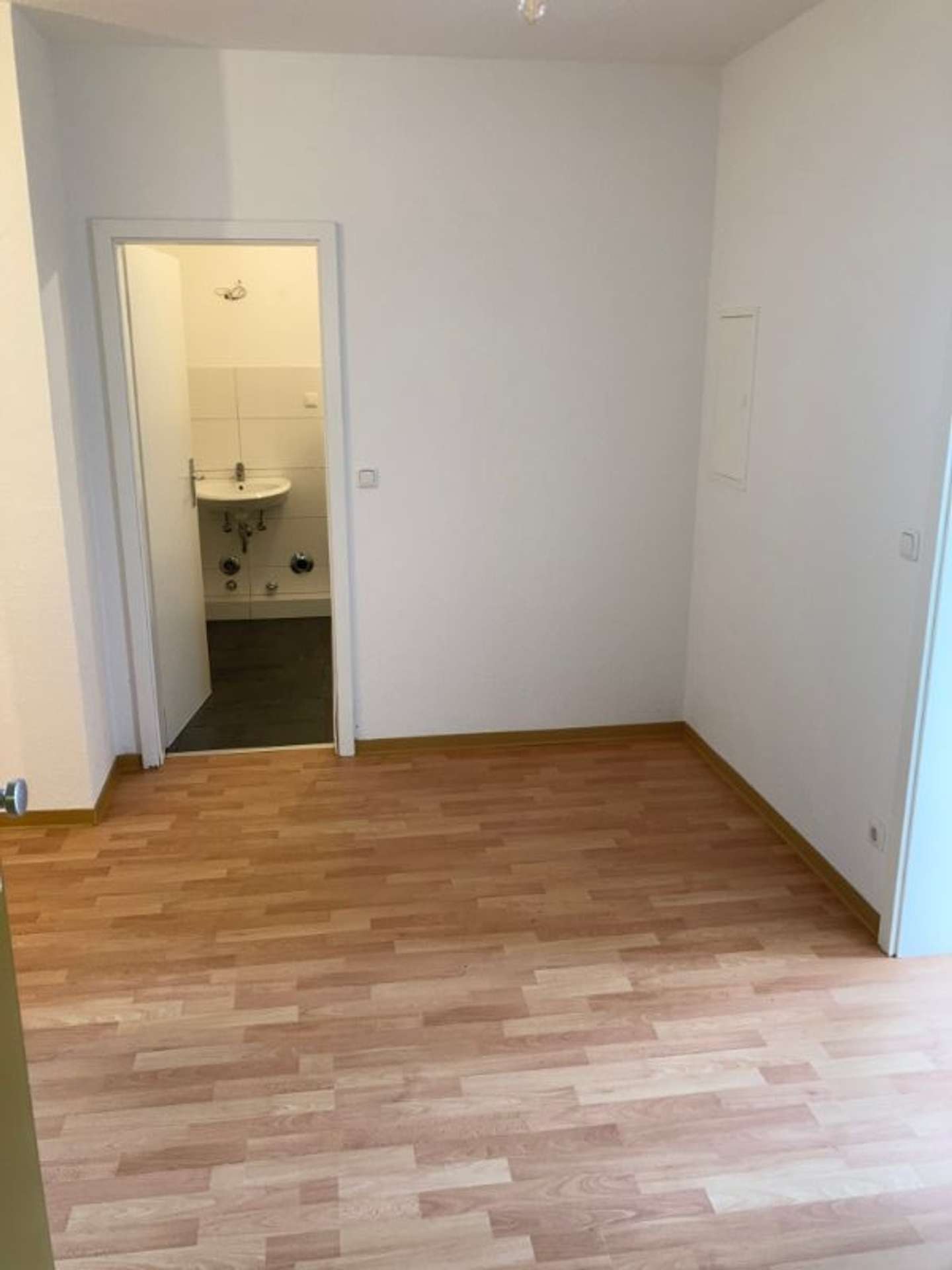 Schicke, sanierte 2-Zimmerwohnung in Weener!, Westerstraße 2, 26826 Weener, Etagenwohnung