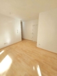Wohnzimmer - !!! Tolle 2-Zimmer-Wohnung im Zentrum !!!