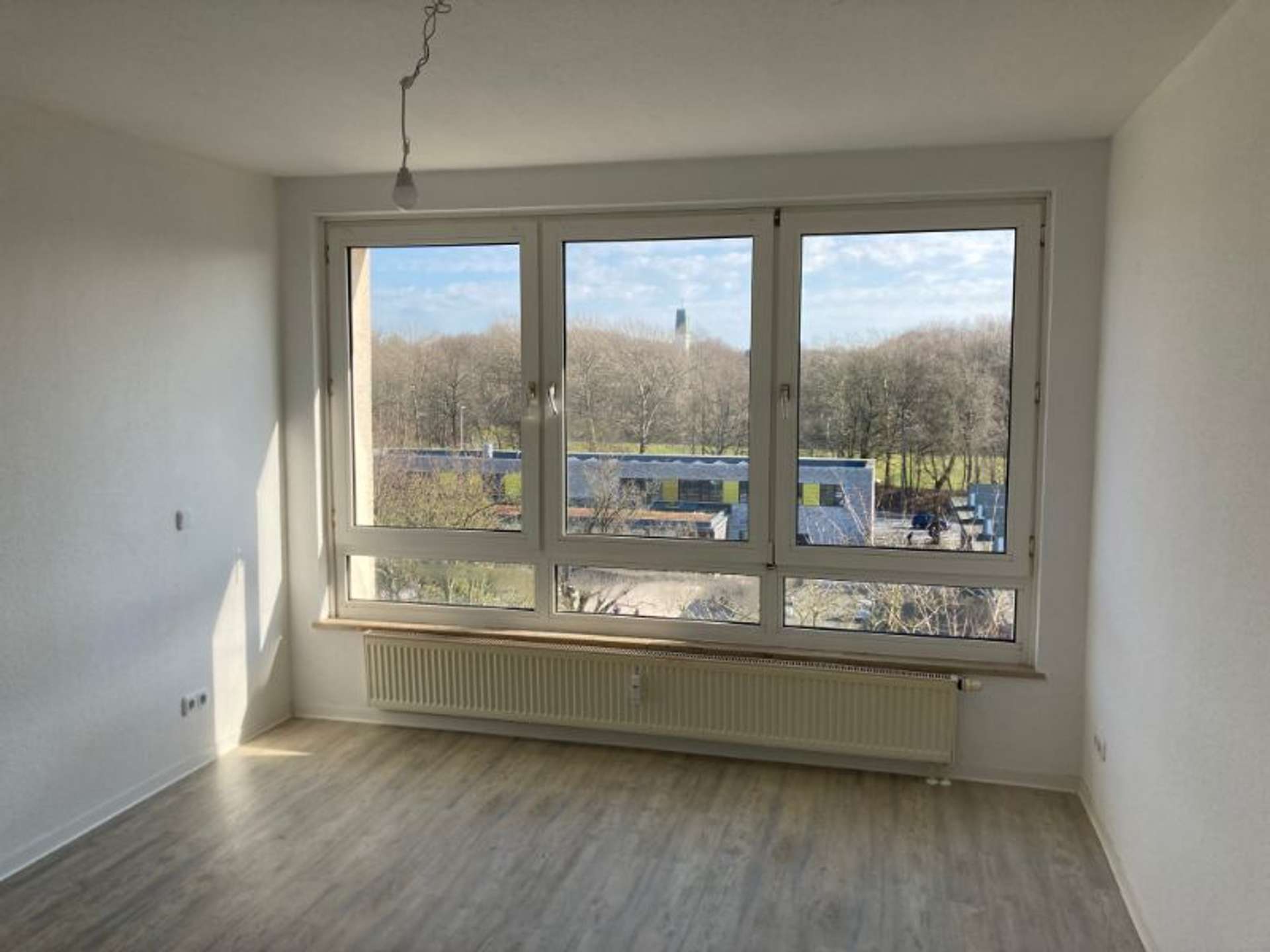 Charmante, lichtdurchflutete 2‑Zimmer‑Wohnung in Gaarden – Einzug ab 15.04.2026, Medusastraße 25, 24143 Kiel, Etagenwohnung