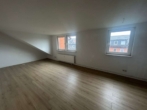 Wohnzimmer - Nachmieter gesucht für eine geräumige 3 Zimmerwohnung zum 01.10.2025 in Mürwik!