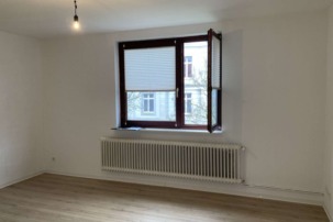 Traumhafte, helle und große 3 Zimmerwohnung mit Balkon zum 01.04.2025 vermietbar!, Gildemeisterstr. 21, 27568 Bremerhaven, Etagenwohnung