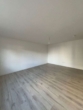 App. 109 Wohnbereich Bild 2/3 - Frisch Renoviert mit komplett neuem Badezimmer – Großzügiges Single- Apartment in Köln-Zollstock