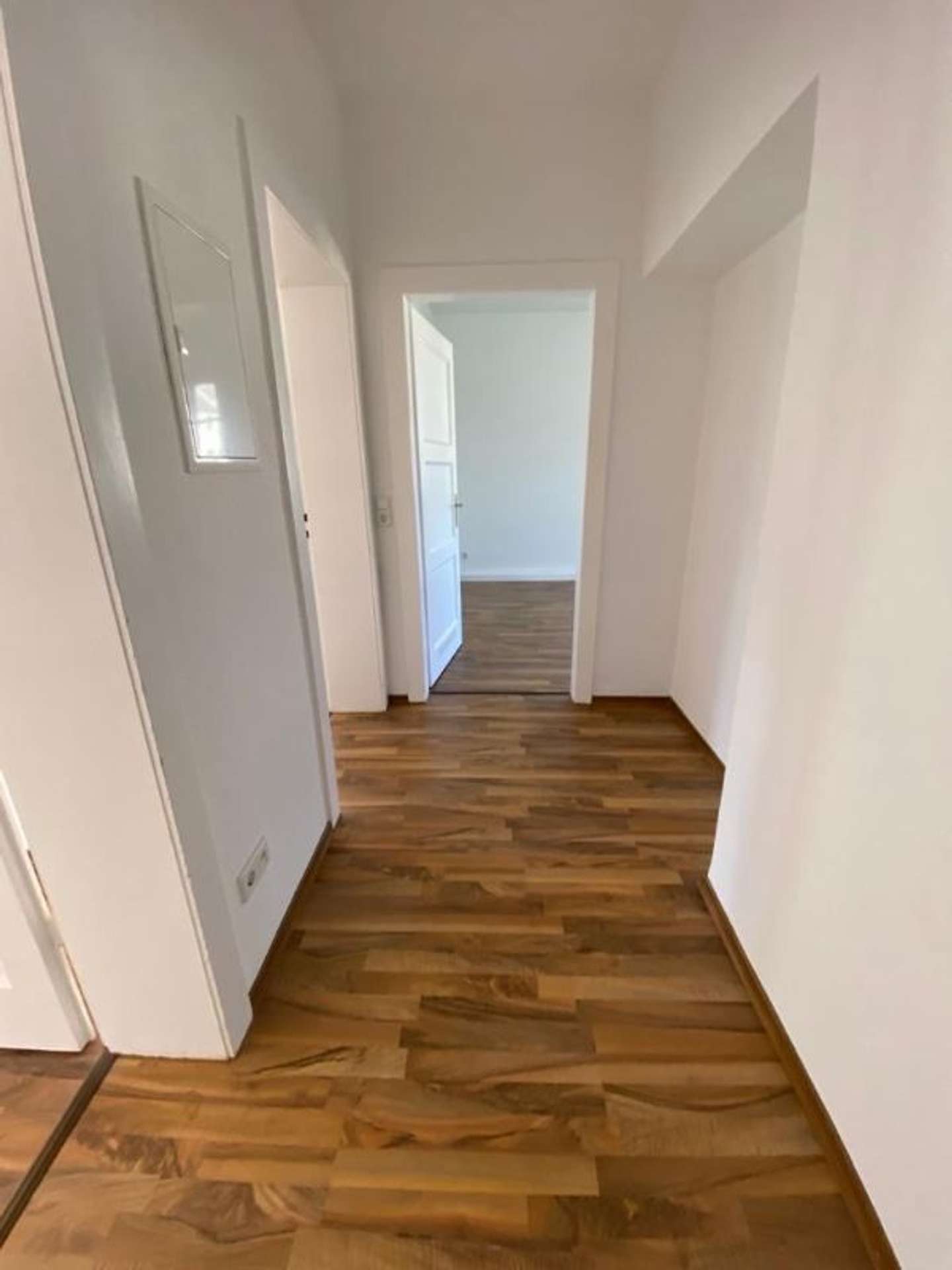Sehr schöne und helle – 2 Zimmerwohnung in Wuppertal-Barmen!, Gerdastraße 12, 42287 Wuppertal, Etagenwohnung