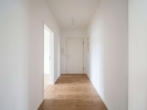 Flur - Erstbezug nach Sanierung: Moderne, helle 3-Zimmer-Wohnung sucht neue Mieter ab 16.11.2026!
