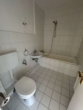 Bad - Helle 3-Zimmer-Wohnung mit Balkon und Einbauküche, bezugsfrei ab 01.11.2026