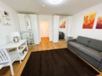 Wohnzimmer - !!! Voll möblierte, sanierte, superhelle 1-Zi-Wohnung in Top-Lage !!!